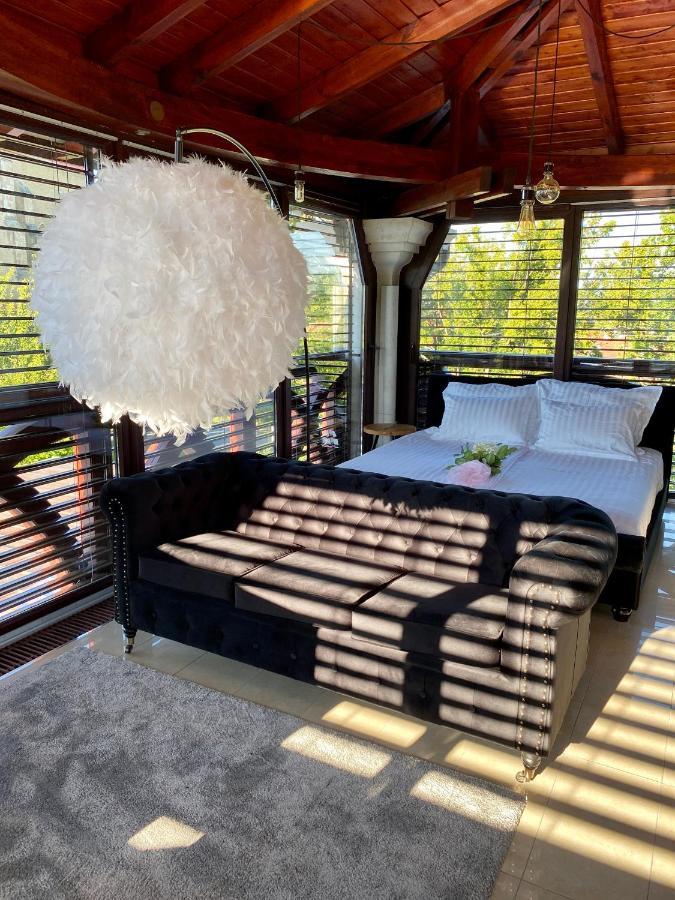Sky Luxury Suite Keszthely Esterno foto
