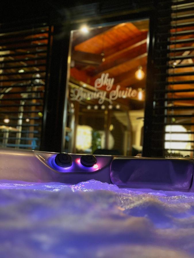 Sky Luxury Suite Keszthely Esterno foto